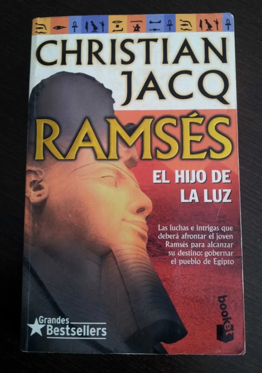 Portada orientativa de Ramsés, el hijo de la luz; puede no corresponder a esta edición
