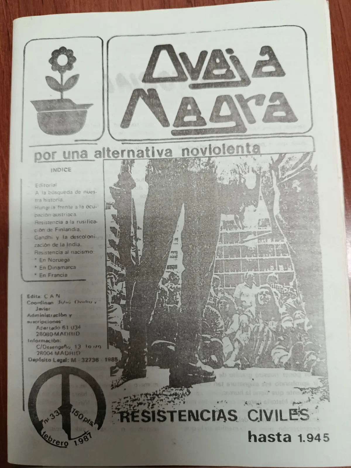 Vista principal de Oveja Negra: por una alternativa no violenta, n.º 33. Resistencias civiles hasta 1945