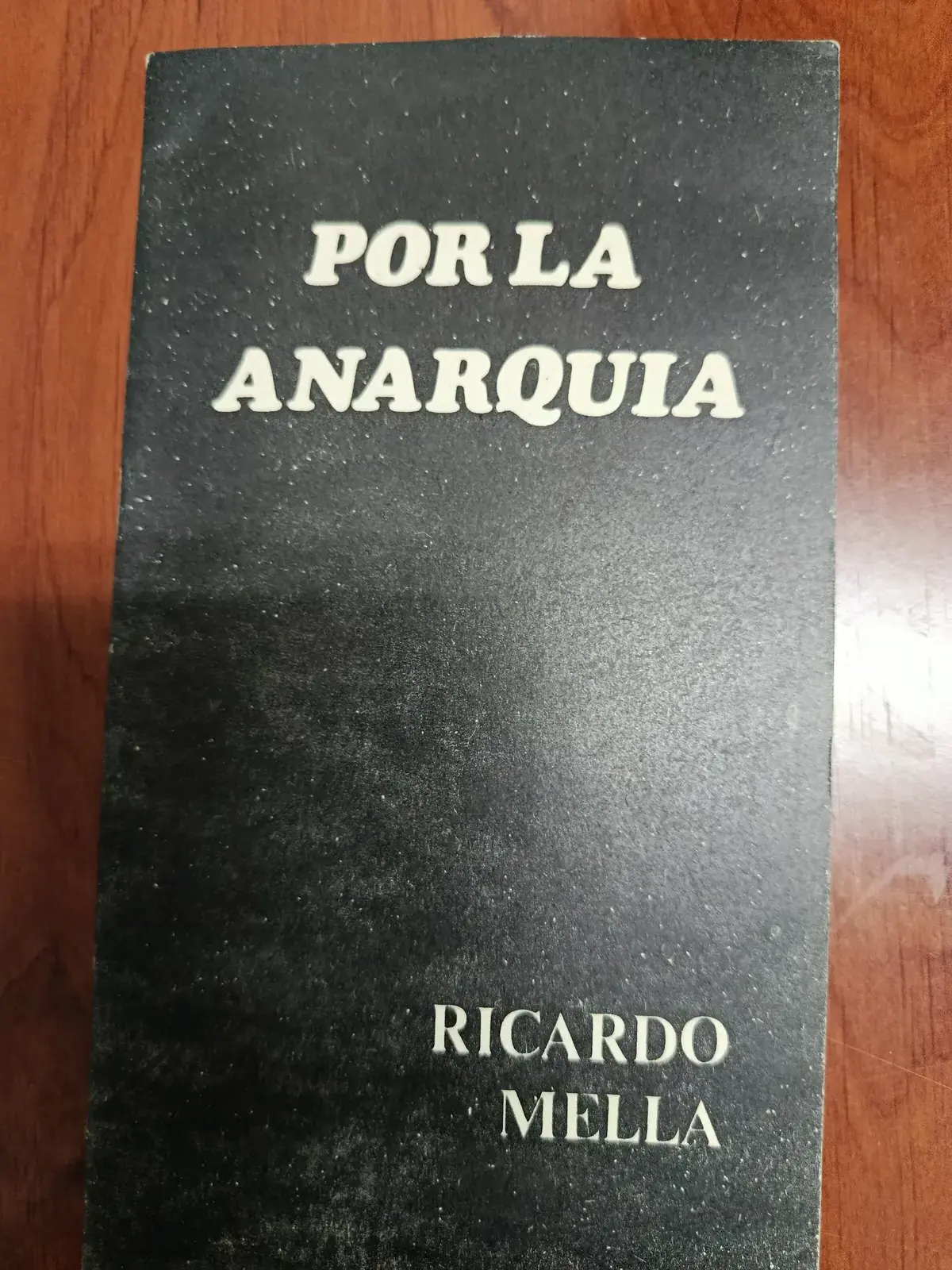 Vista principal de Por la anarquía